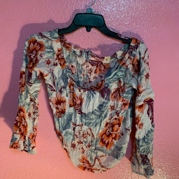 Used - Picture 2 of 3